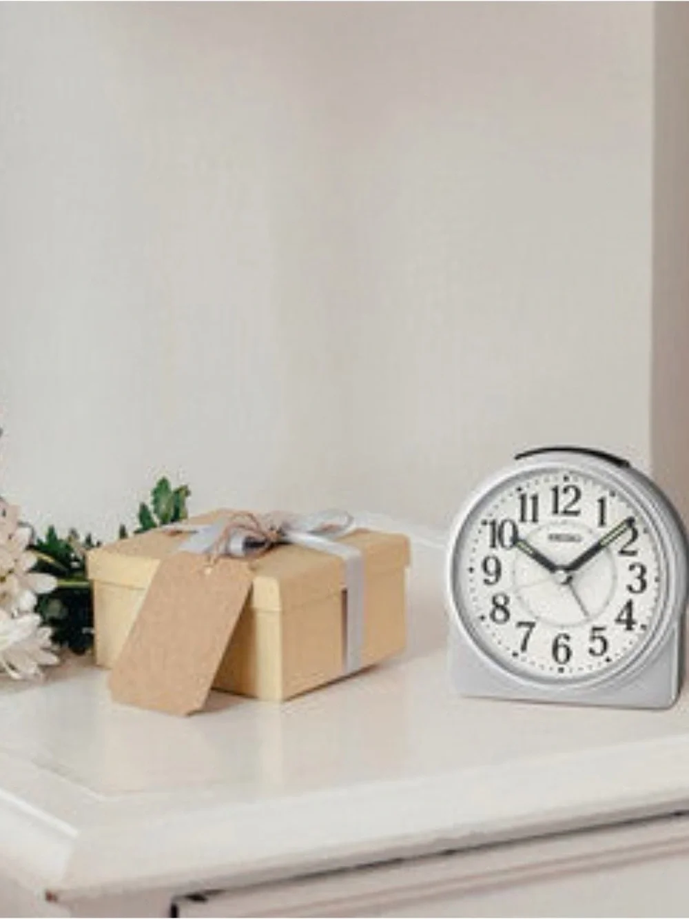 SEIKO QHE198SLH Bedside Alarm Clock